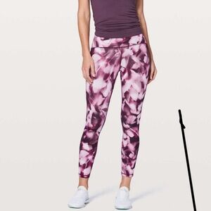Lululemon leggings size 6